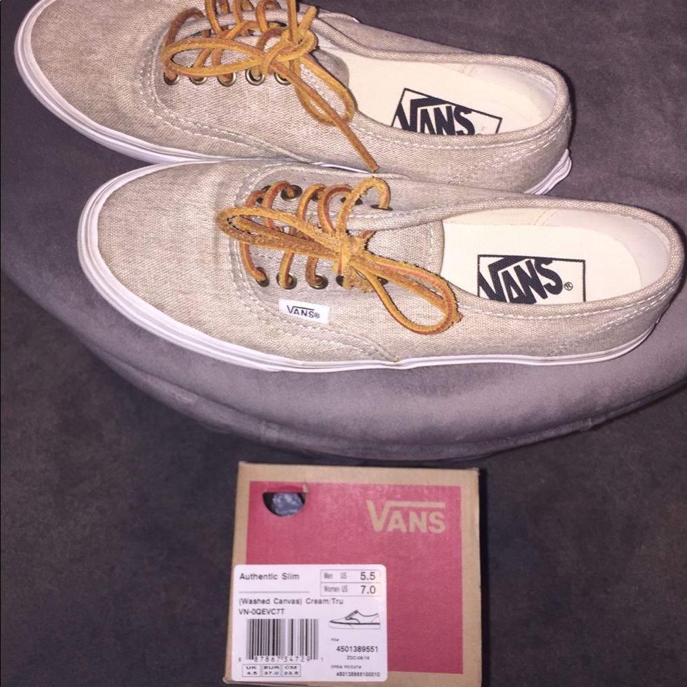 Authentic Slim Canvas Vans